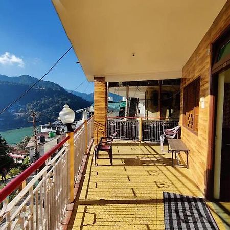 Hotel Surya Lake View Nainital Buitenkant foto